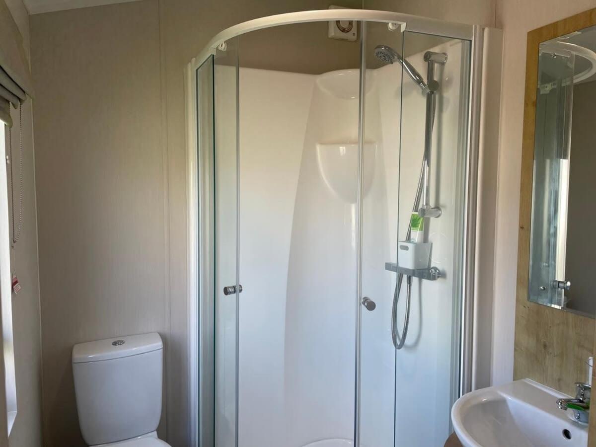 42 Woodland Walk Pevensey Bay Holiday Park Sleeps 6 Екстер'єр фото