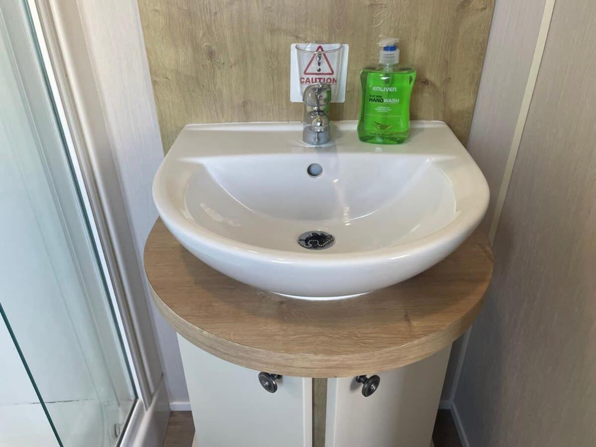 42 Woodland Walk Pevensey Bay Holiday Park Sleeps 6 Екстер'єр фото