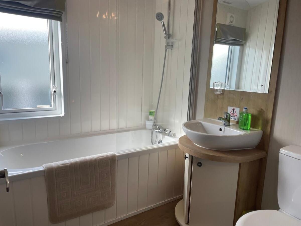 42 Woodland Walk Pevensey Bay Holiday Park Sleeps 6 Екстер'єр фото