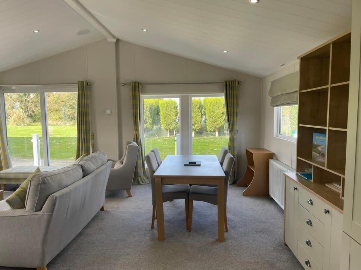 42 Woodland Walk Pevensey Bay Holiday Park Sleeps 6 Екстер'єр фото